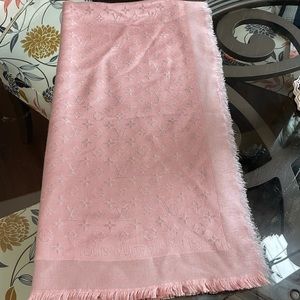 Louis Vuitton Shine Shawl Velvet Rose
